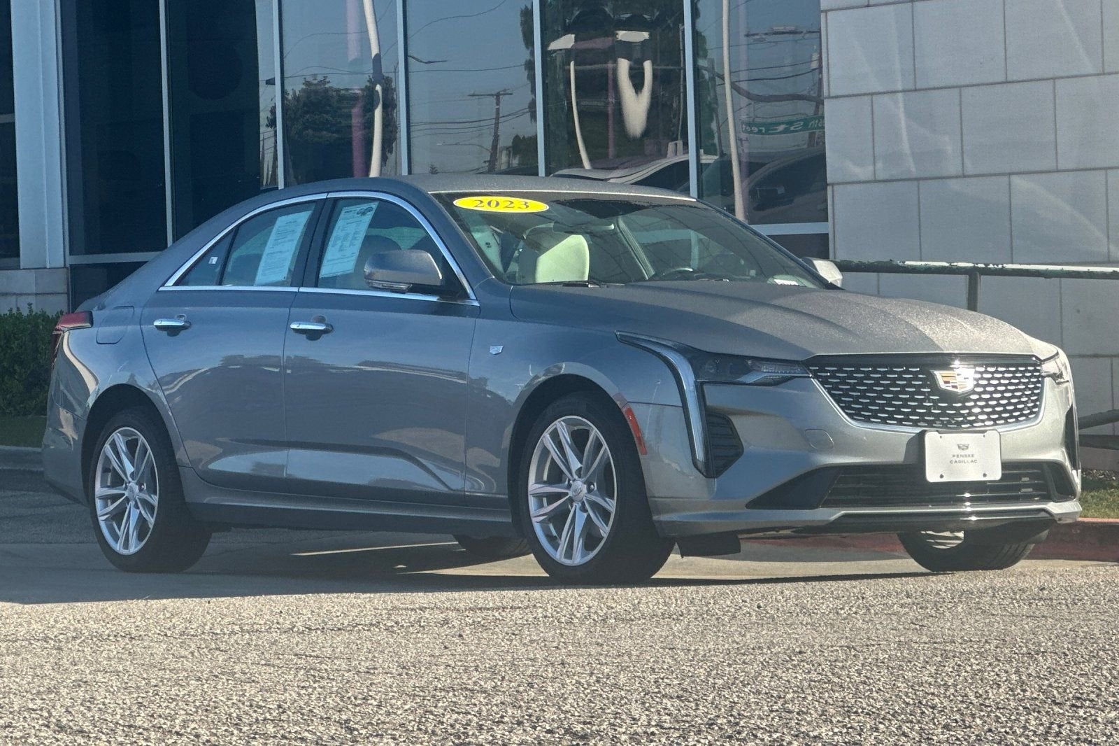 2023 Cadillac CT4 Luxury