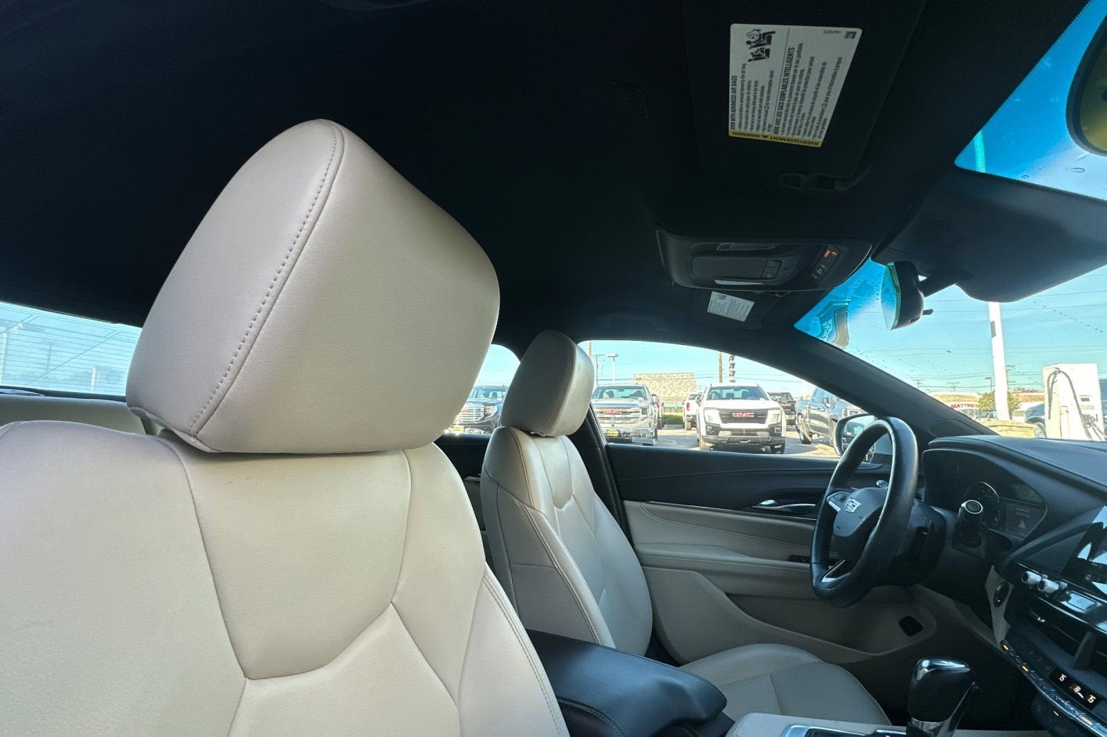 2023 Cadillac CT4 Luxury