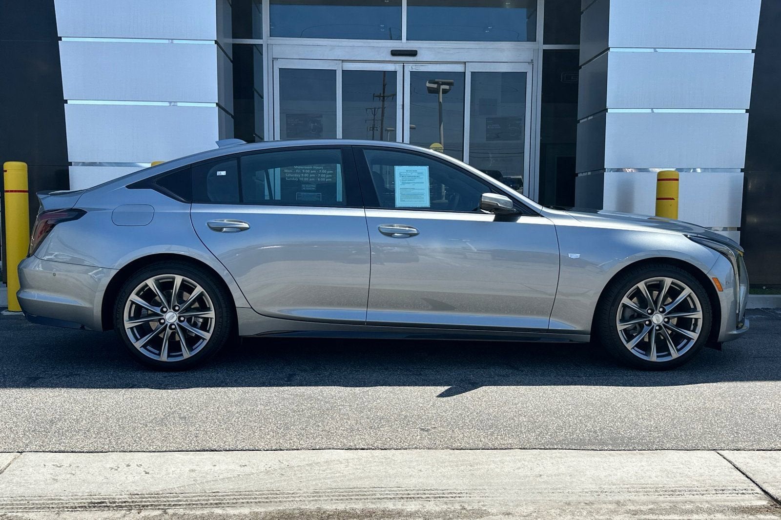 2025 Cadillac CT5 Sport