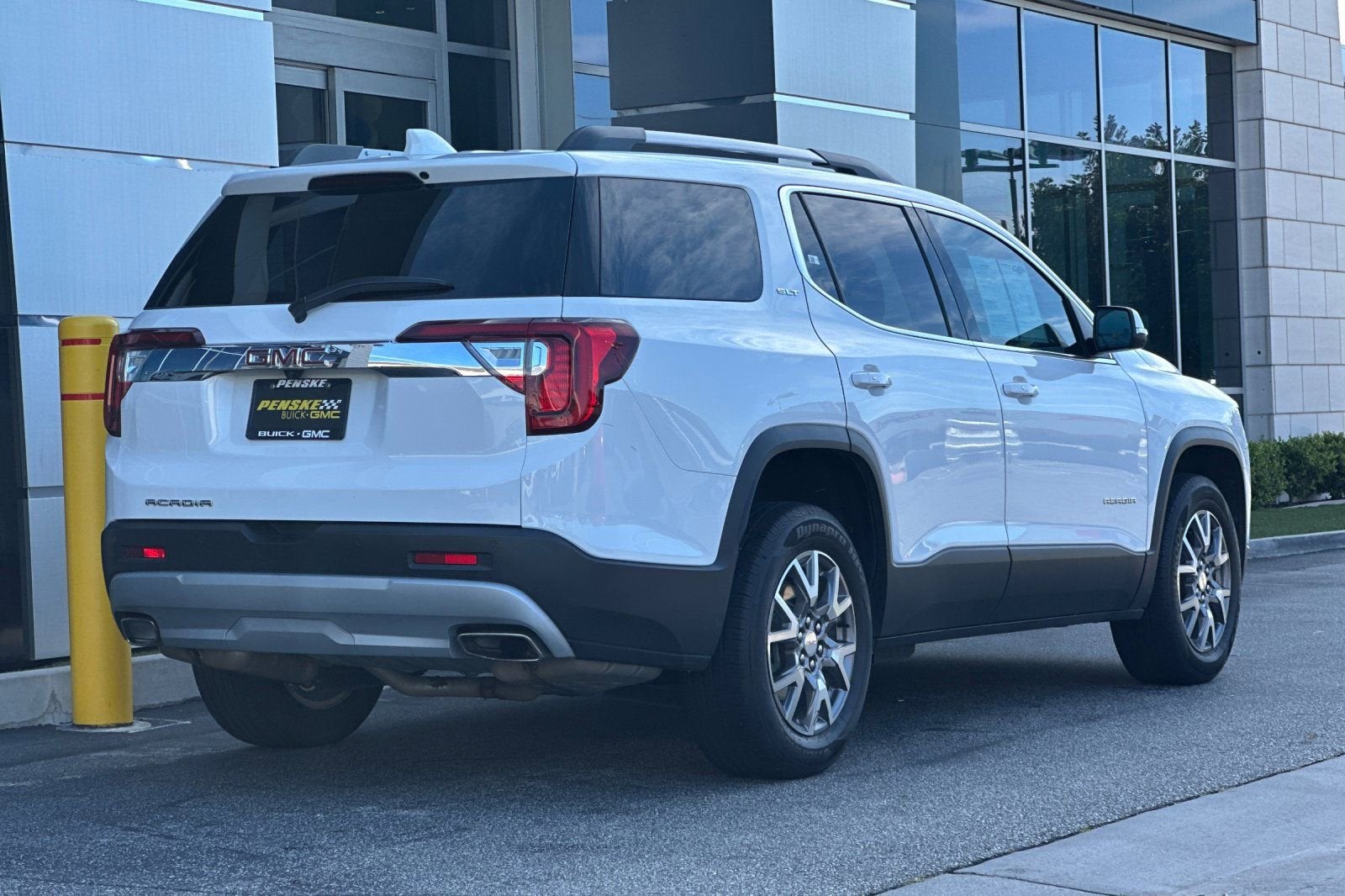 2021 GMC Acadia SLT
