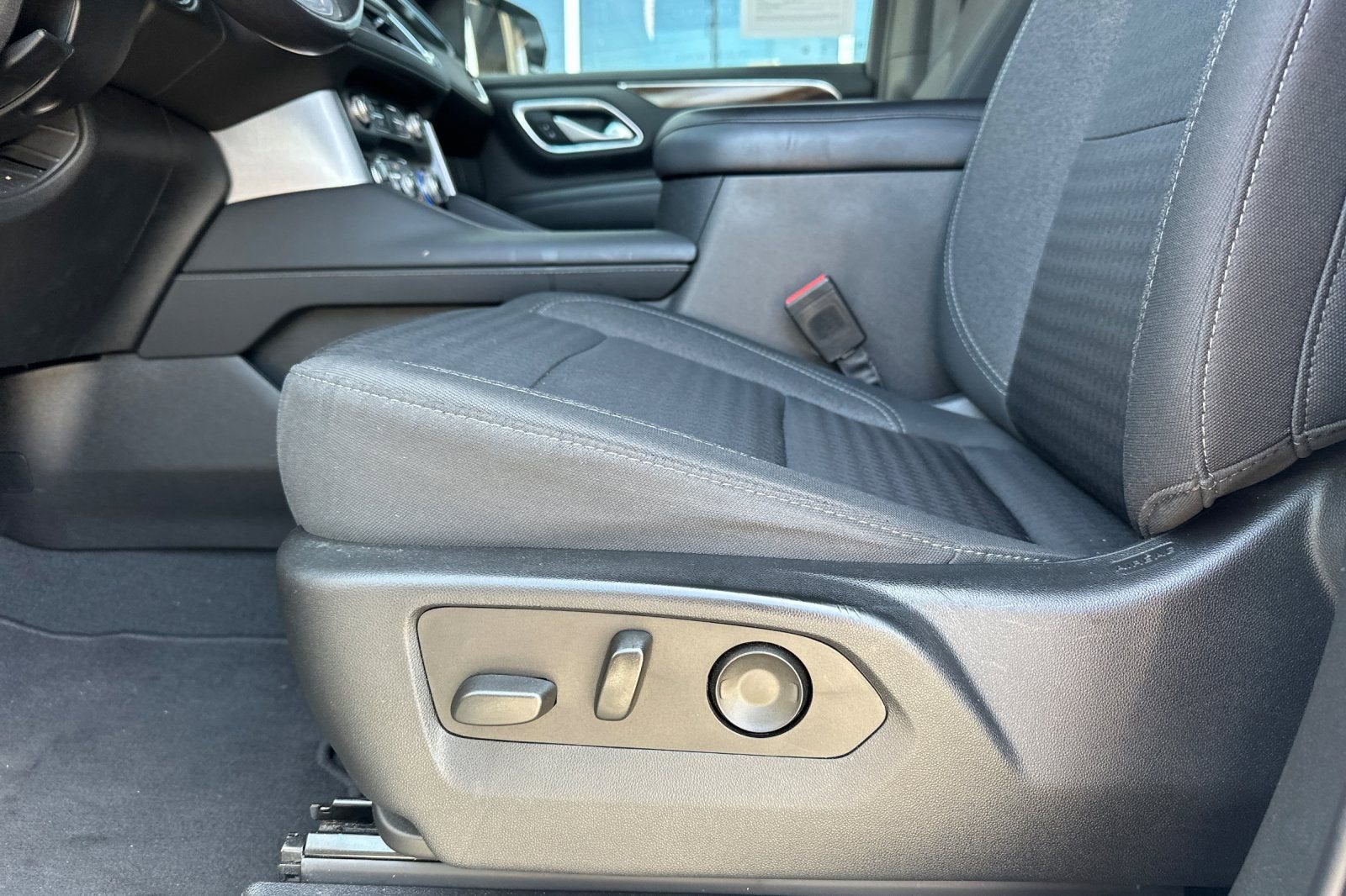 2022 GMC Yukon SLE
