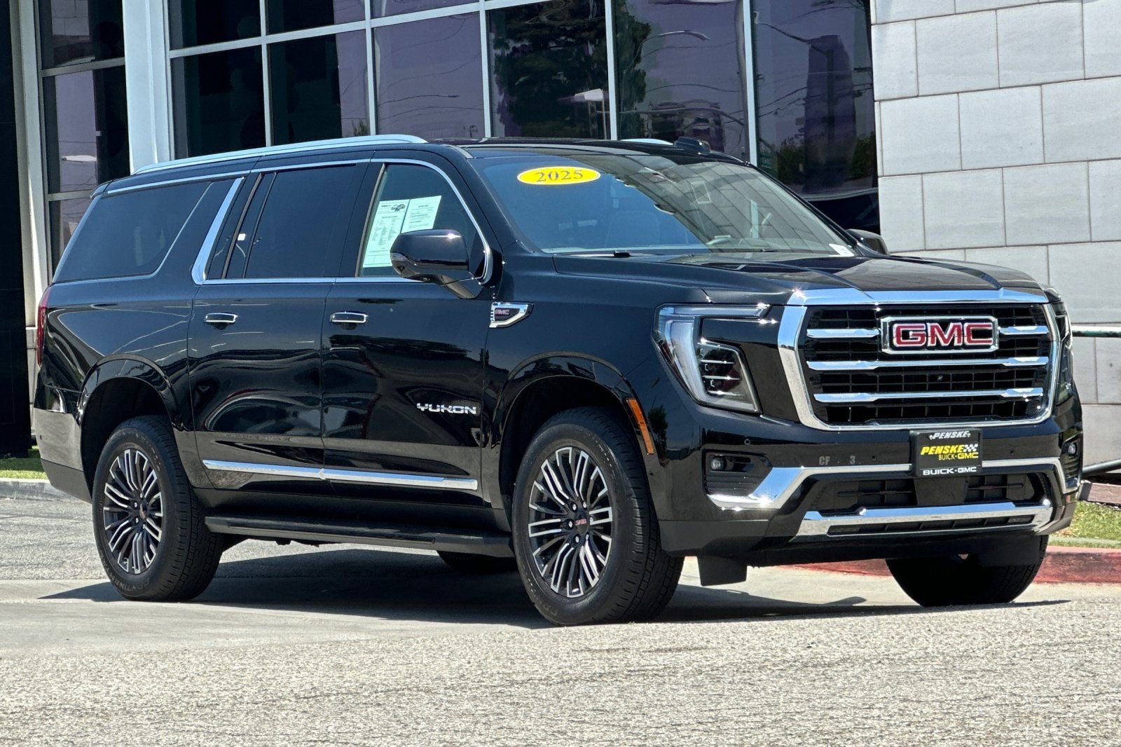 2025 GMC Yukon XL Elevation