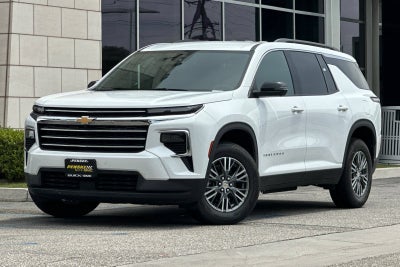 2024 Chevrolet Traverse LT