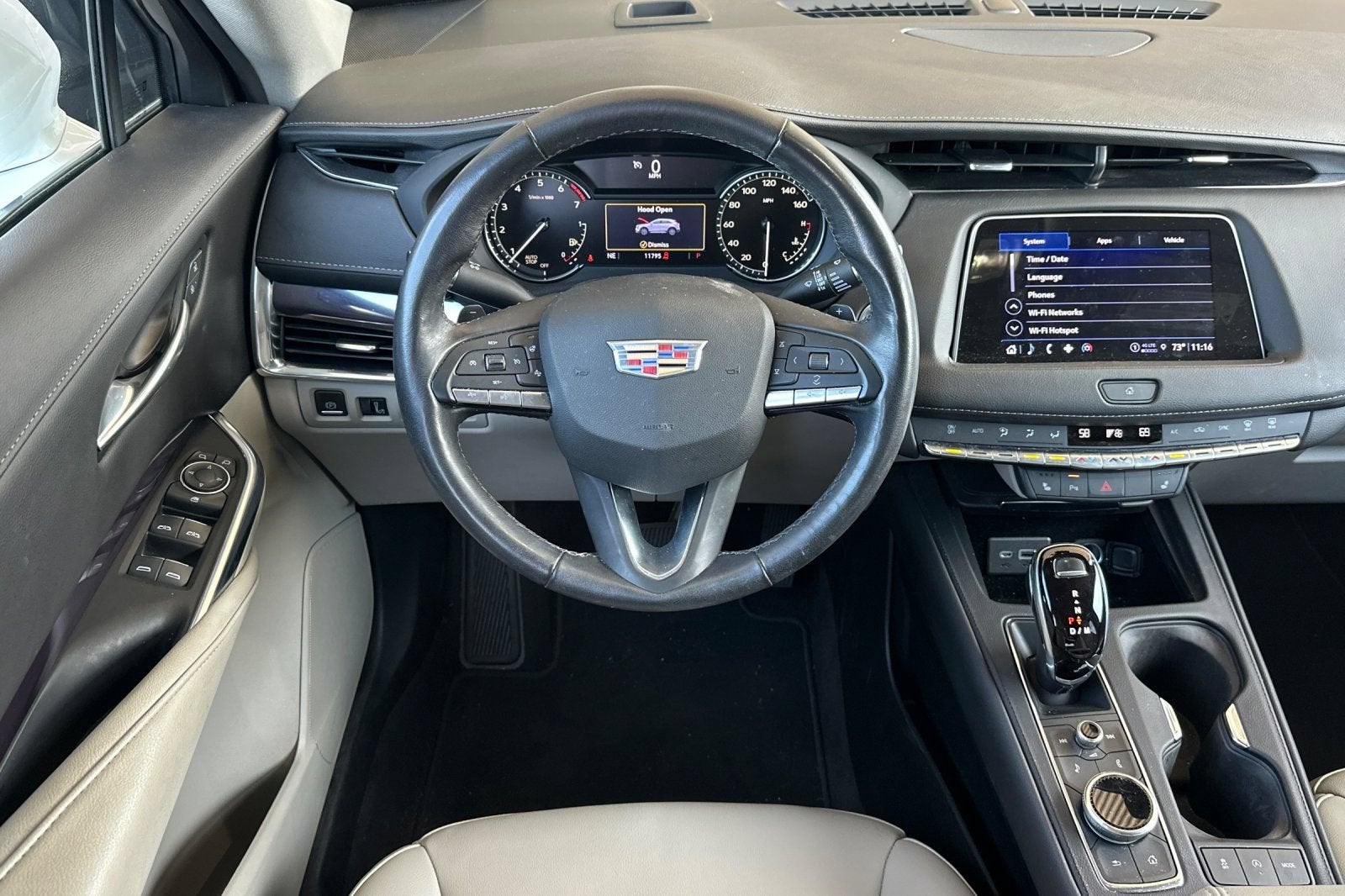 2022 Cadillac XT4 FWD Luxury