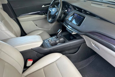 2022 Cadillac XT4 FWD Luxury