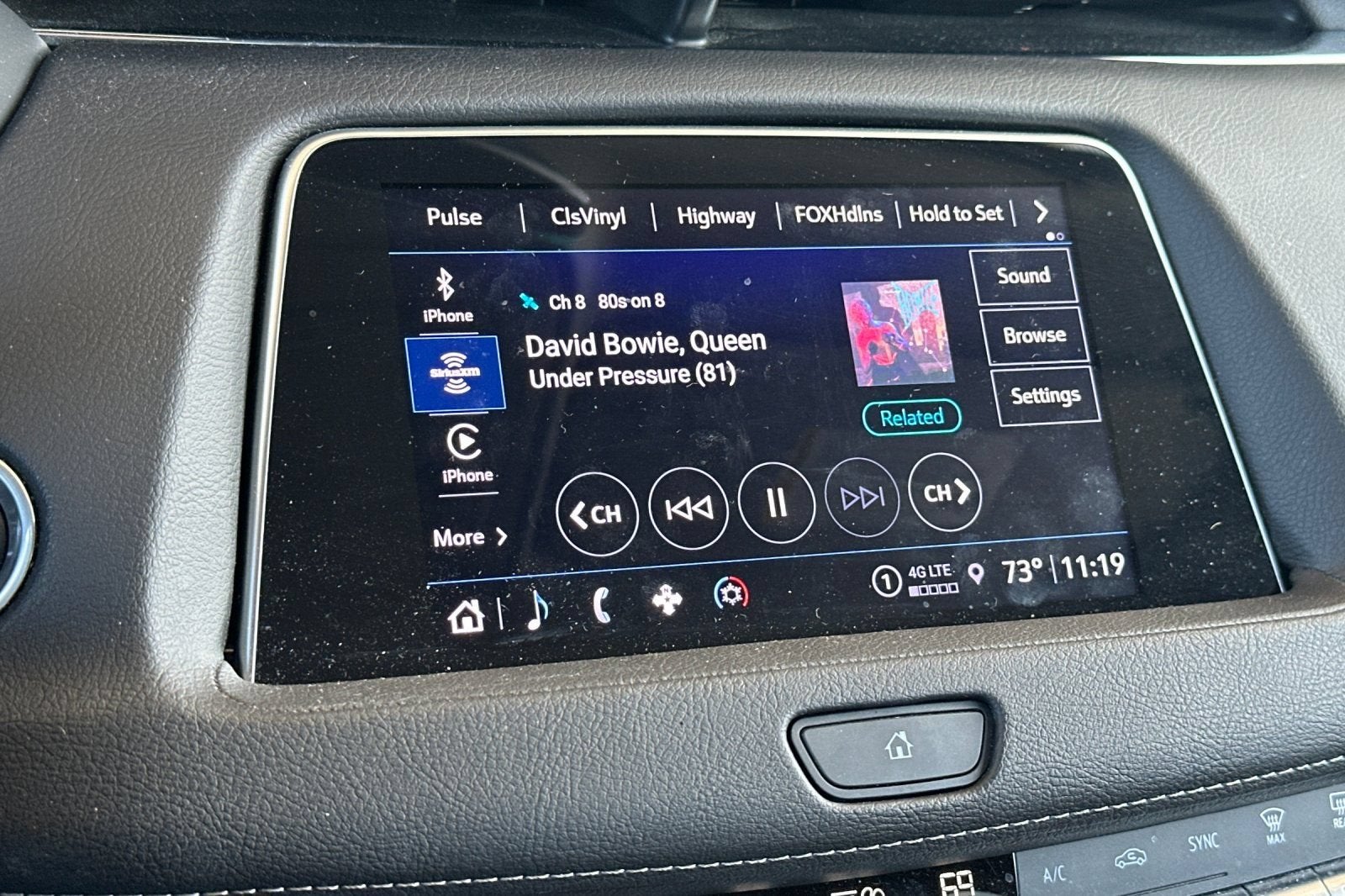 2022 Cadillac XT4 FWD Luxury