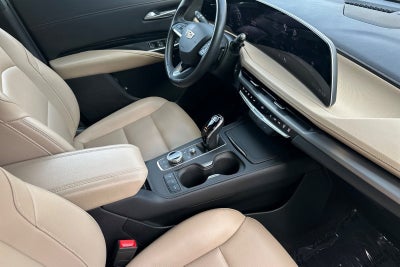 2024 Cadillac XT4 Luxury