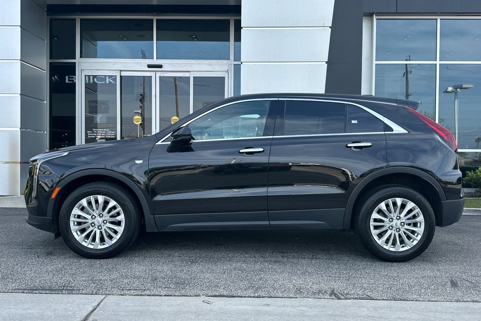 2024 Cadillac XT4 Luxury