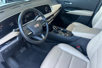 2024 Cadillac XT4 Luxury