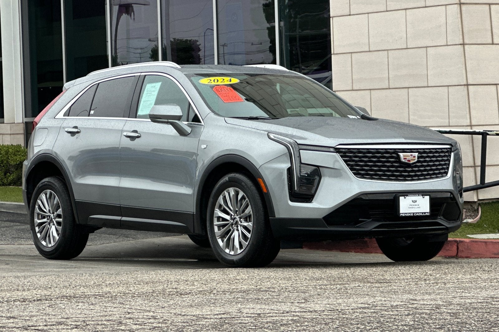 2024 Cadillac XT4 Premium Luxury
