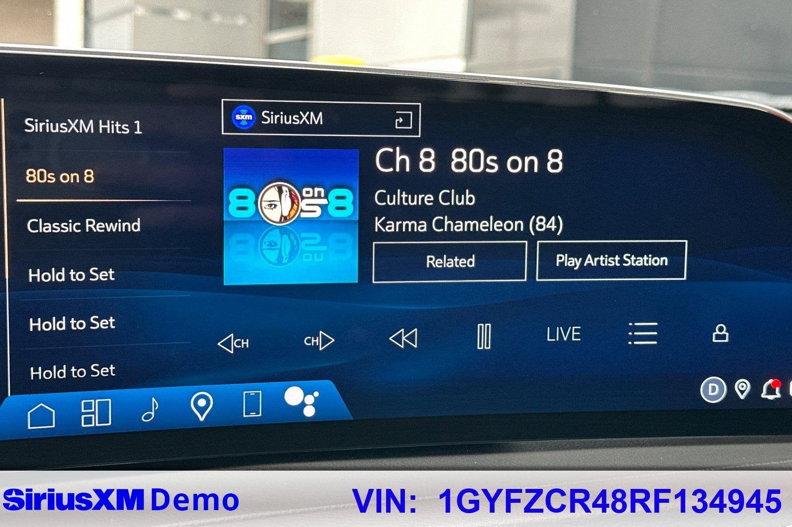 2024 Cadillac XT4 Premium Luxury