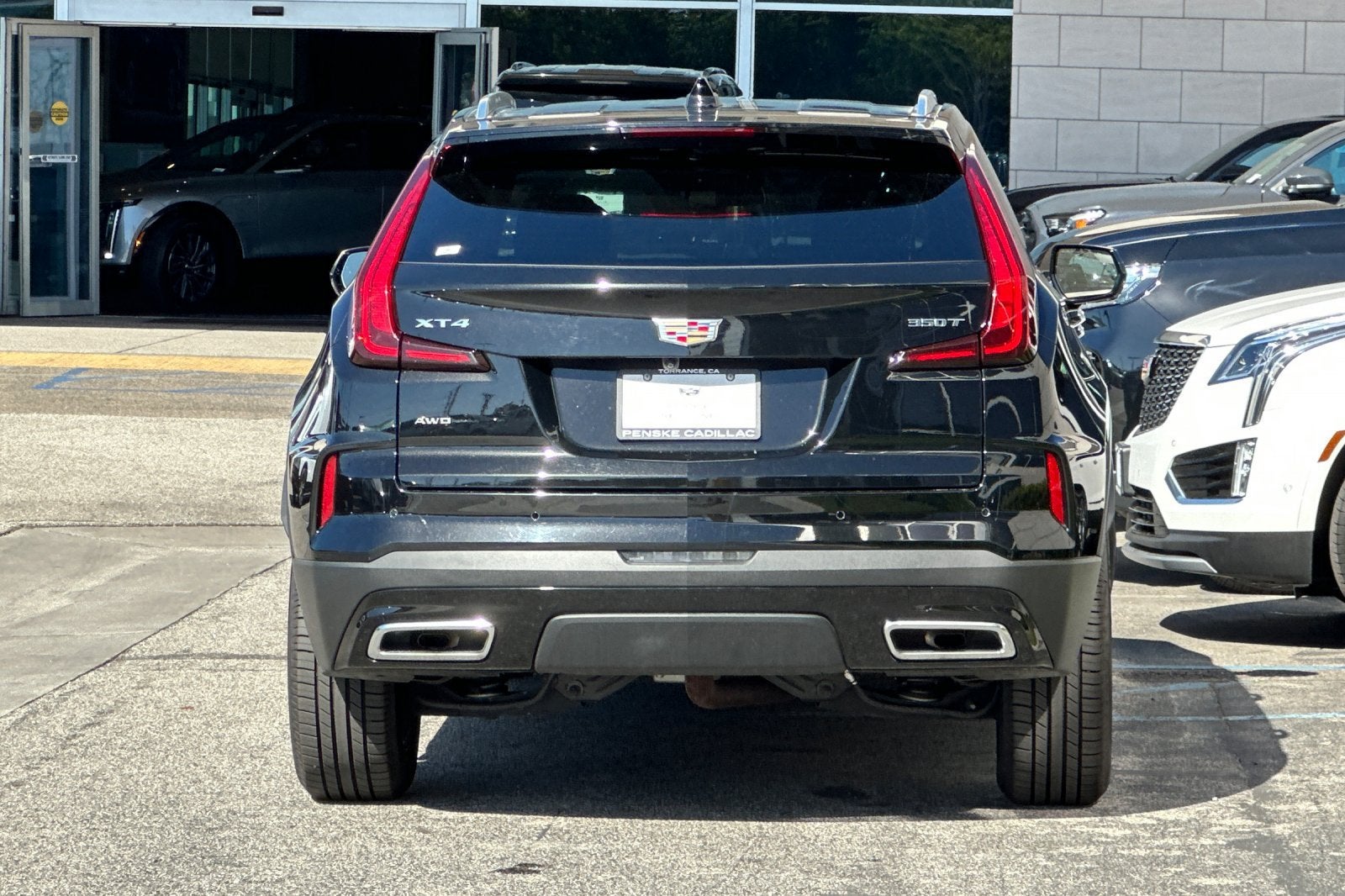 2025 Cadillac XT4 Premium Luxury