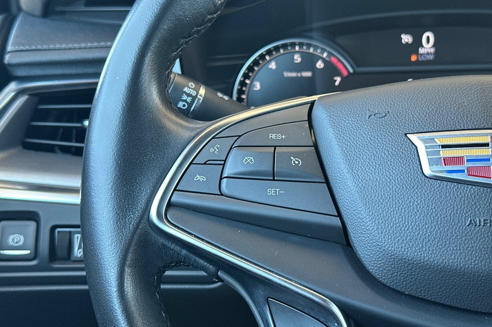 2023 Cadillac XT5 Luxury