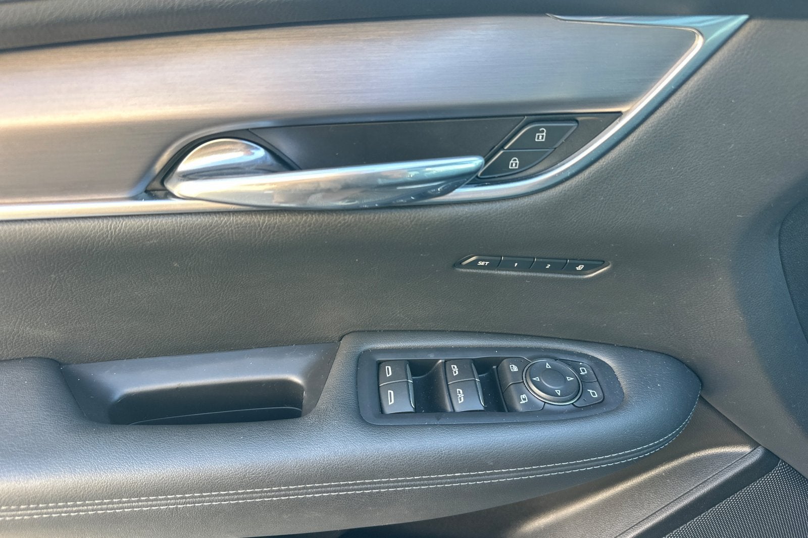 2024 Cadillac XT6 Luxury
