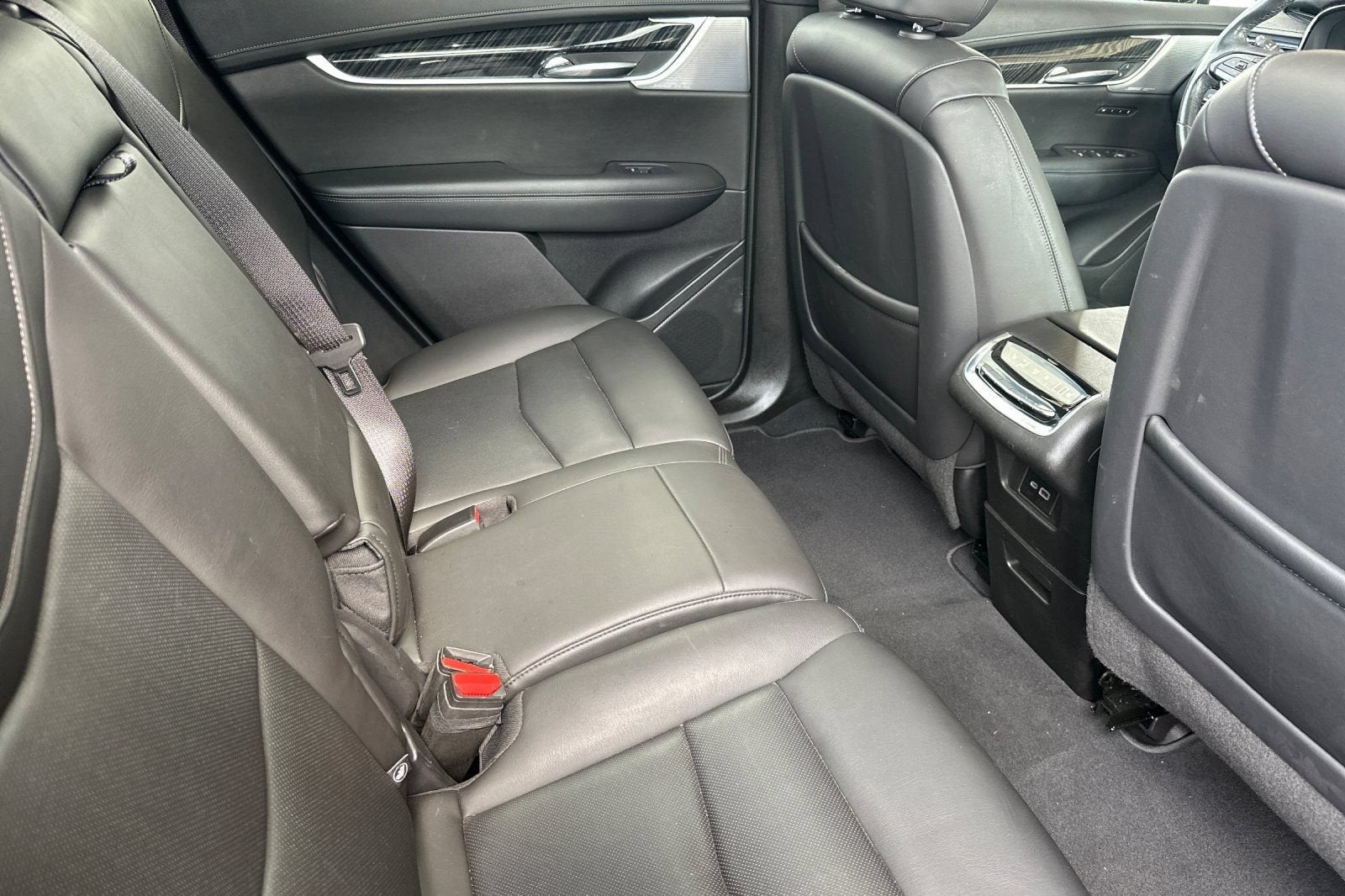 2023 Cadillac XT6 FWD Premium Luxury