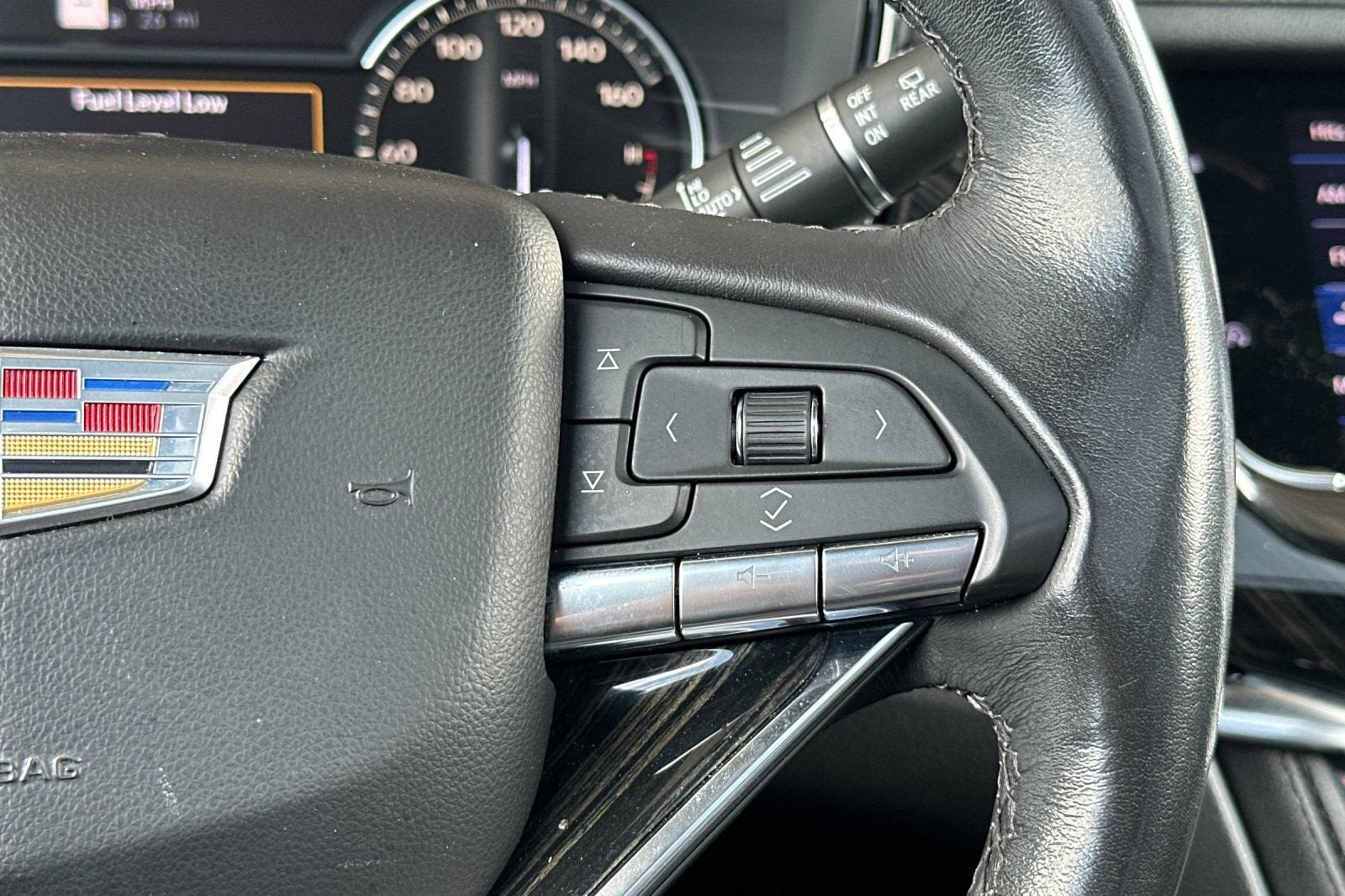 2023 Cadillac XT6 FWD Premium Luxury