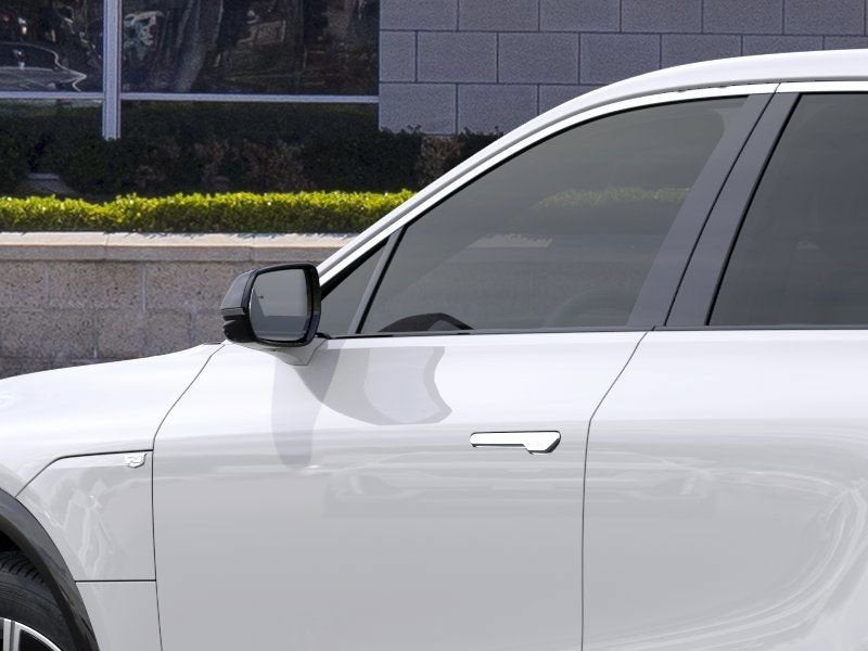 2025 Cadillac LYRIQ Luxury 2