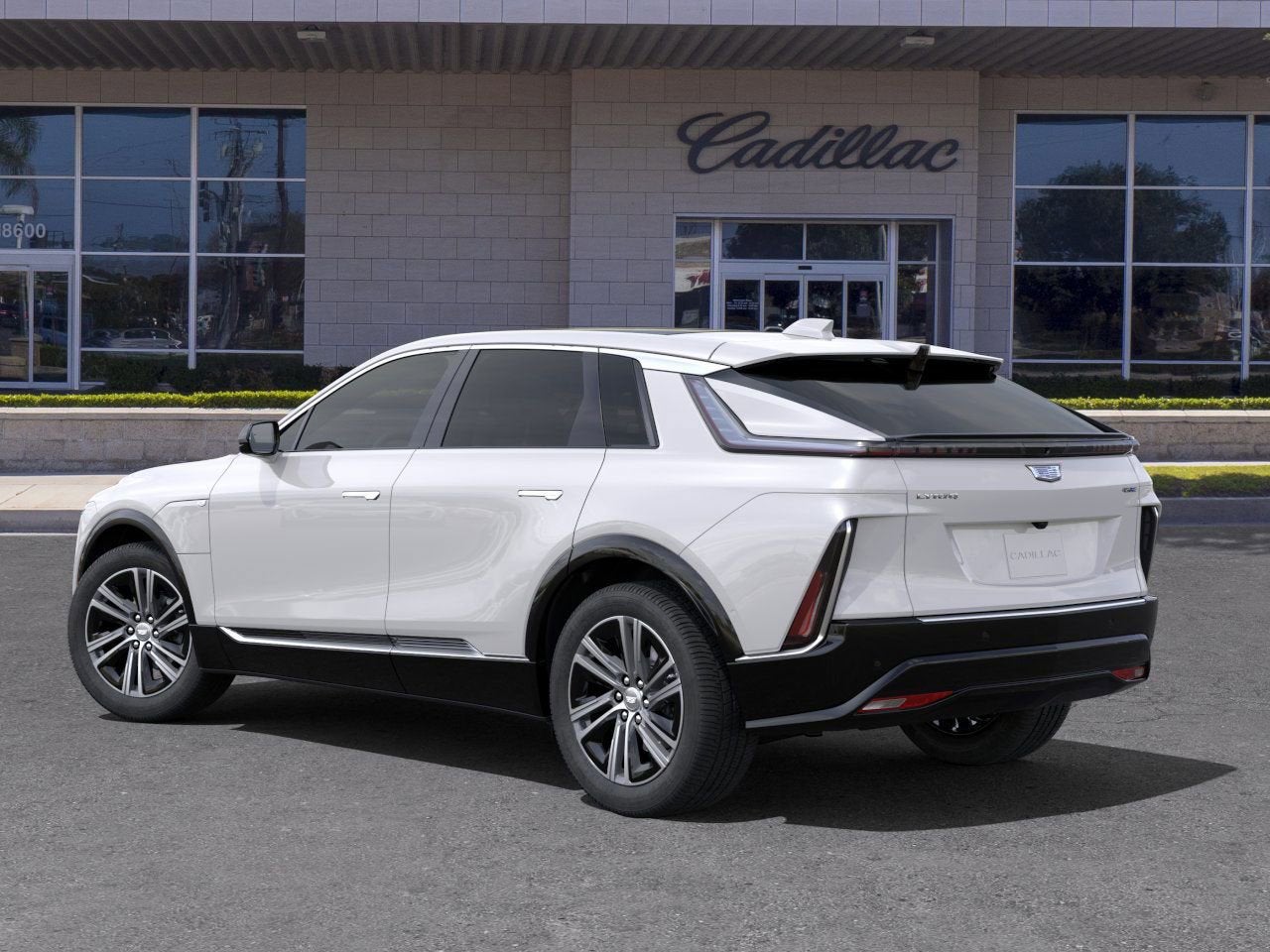 2025 Cadillac LYRIQ Luxury 2