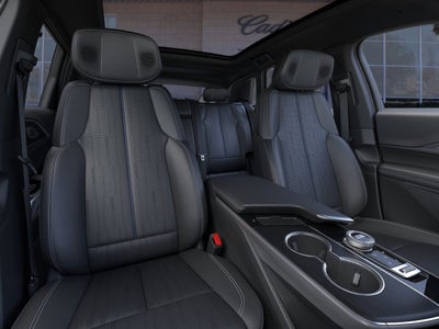 2025 Cadillac LYRIQ Luxury 2