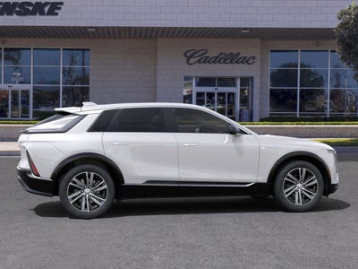 2025 Cadillac LYRIQ Luxury 2