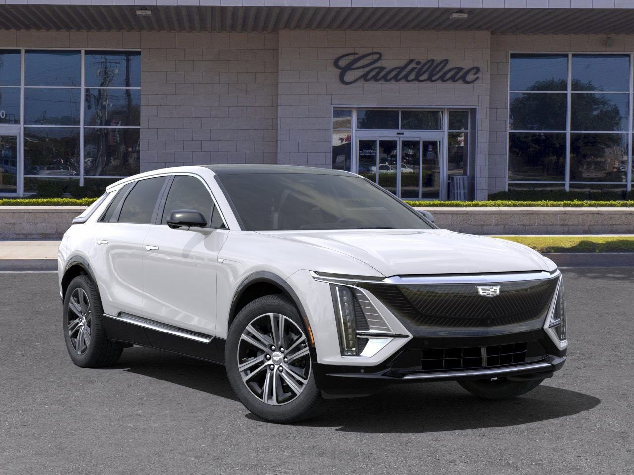 2025 Cadillac LYRIQ Luxury 2