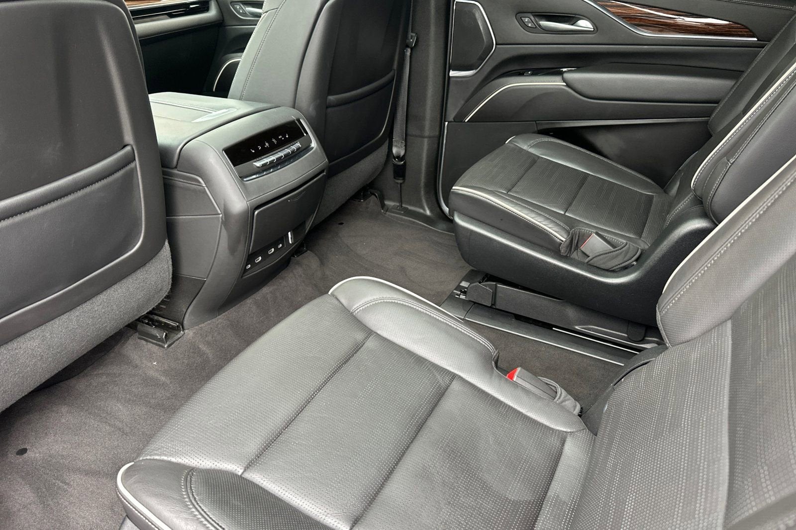 2023 Cadillac Escalade ESV Premium Luxury