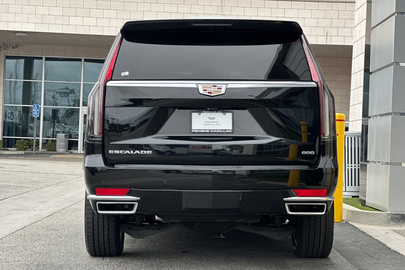 2023 Cadillac Escalade ESV Premium Luxury