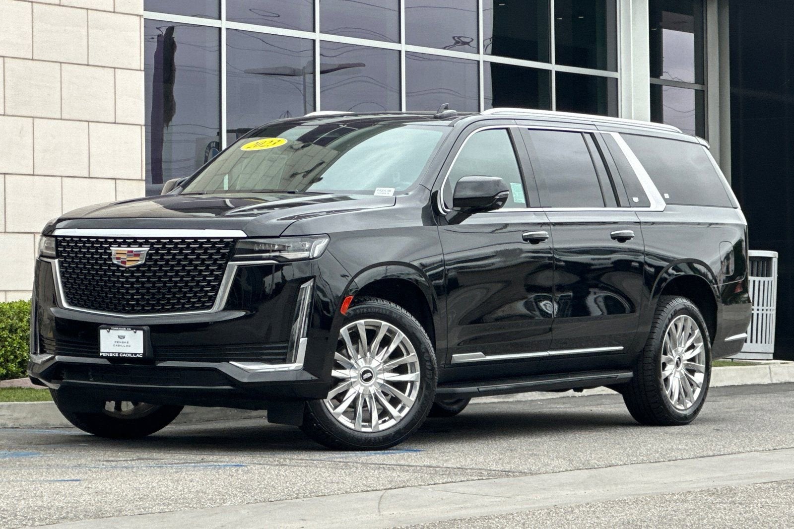 2023 Cadillac Escalade ESV Premium Luxury