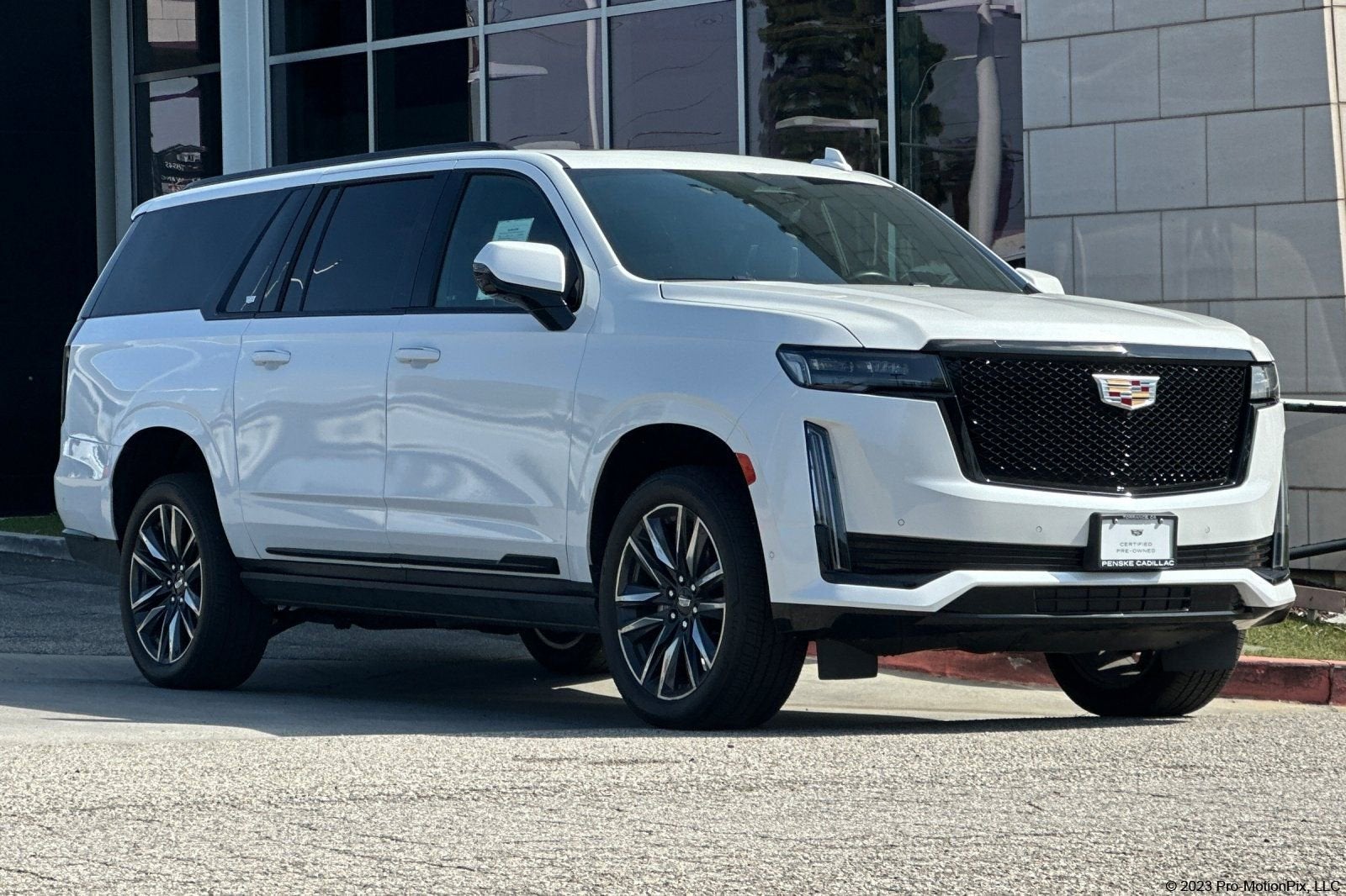 2024 Cadillac Escalade ESV Sport Platinum