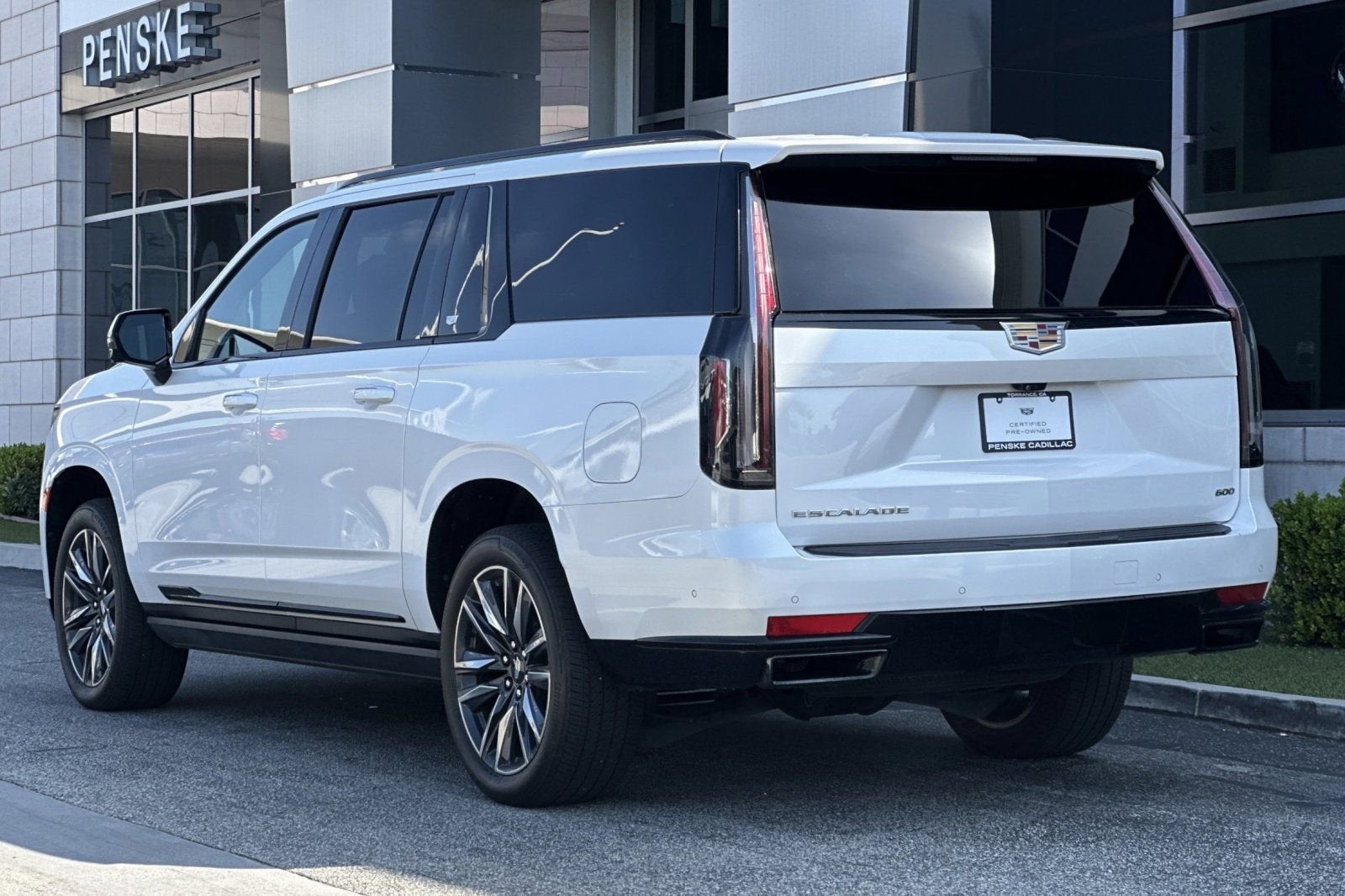 2024 Cadillac Escalade ESV Sport Platinum