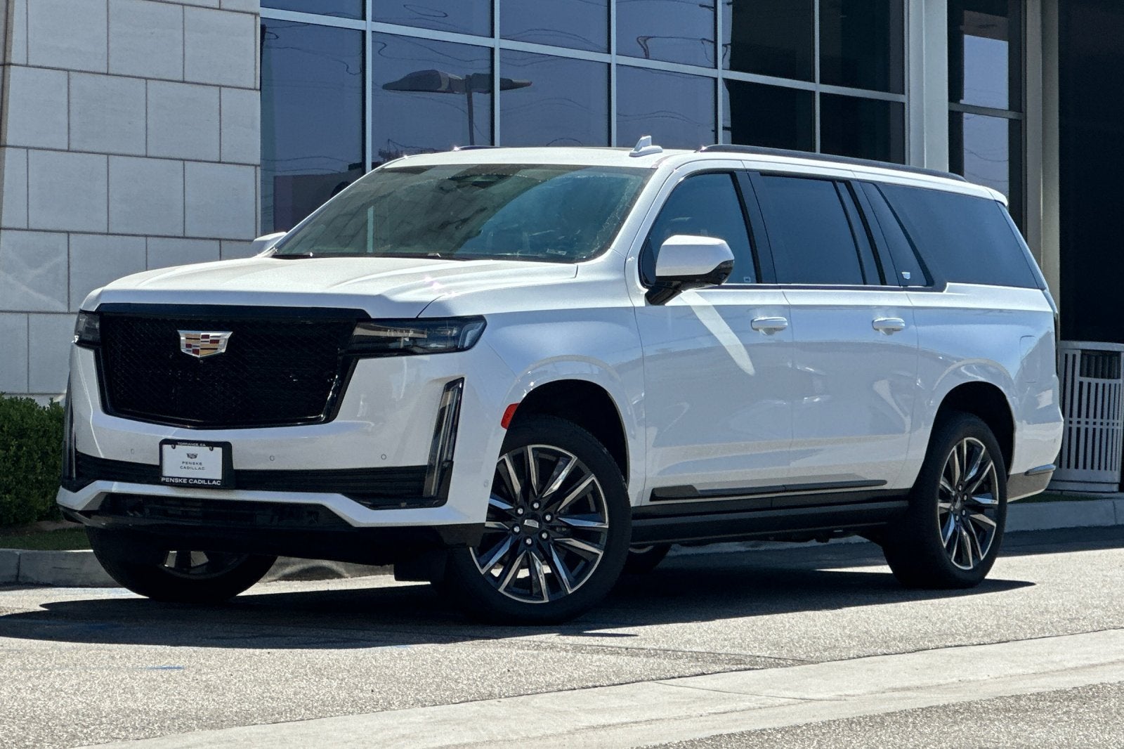 2023 Cadillac Escalade ESV Sport Platinum