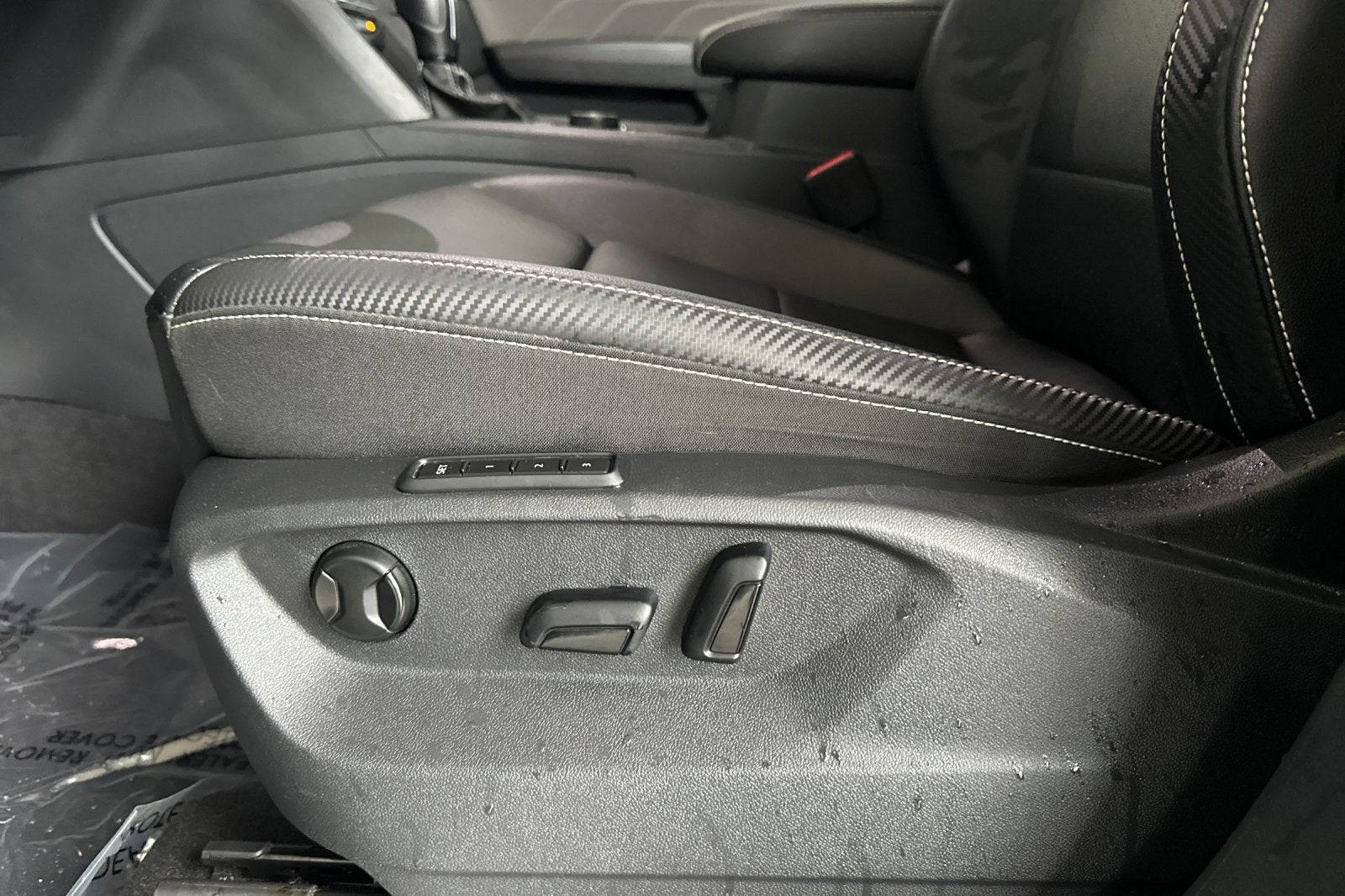 2022 Volkswagen Atlas Cross Sport 3.6L V6 SEL R-Line