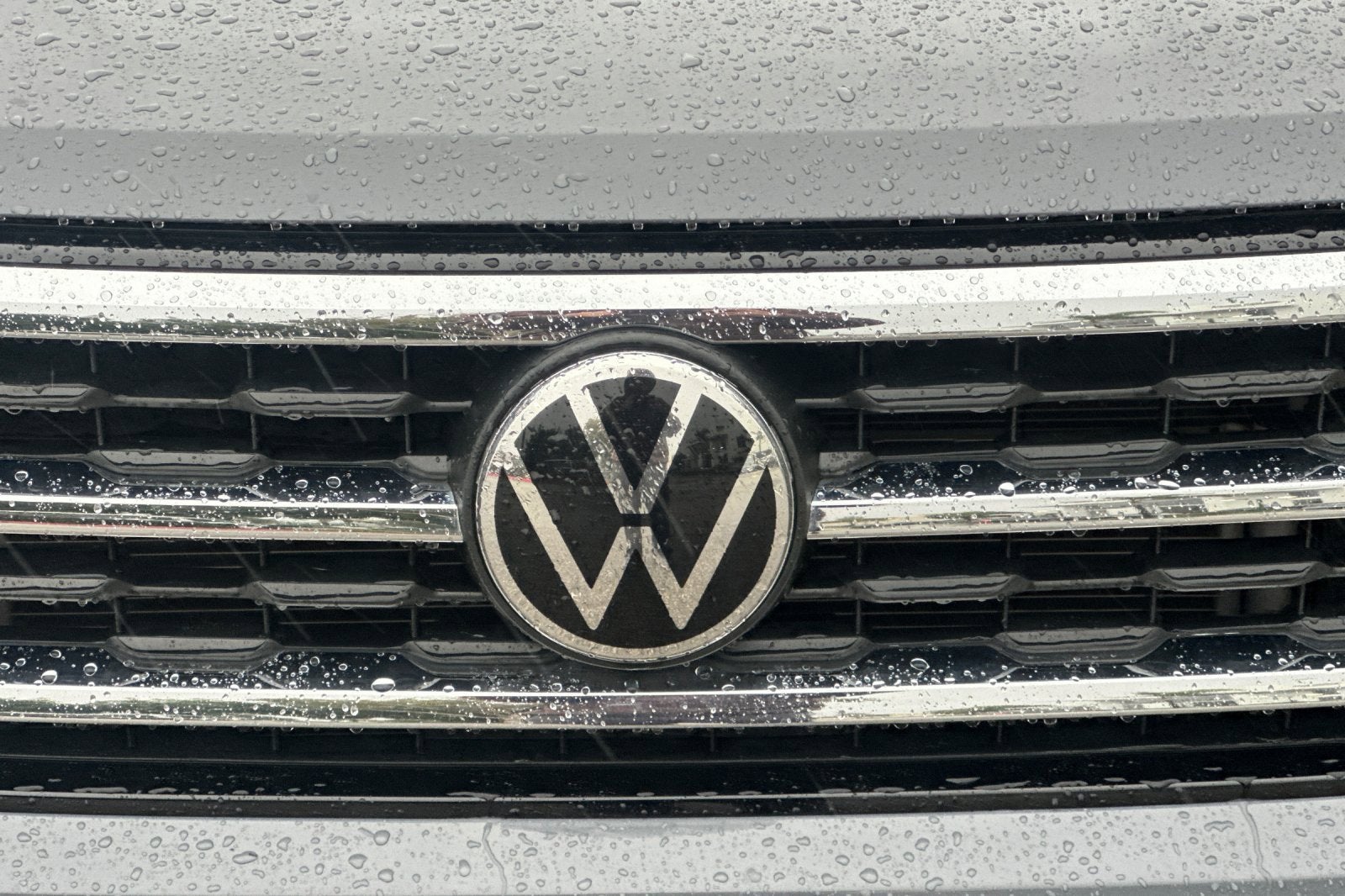 2022 Volkswagen Atlas Cross Sport 3.6L V6 SEL R-Line