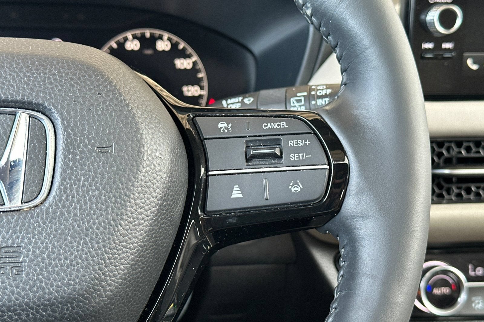2024 Honda HR-V 2WD EX-L