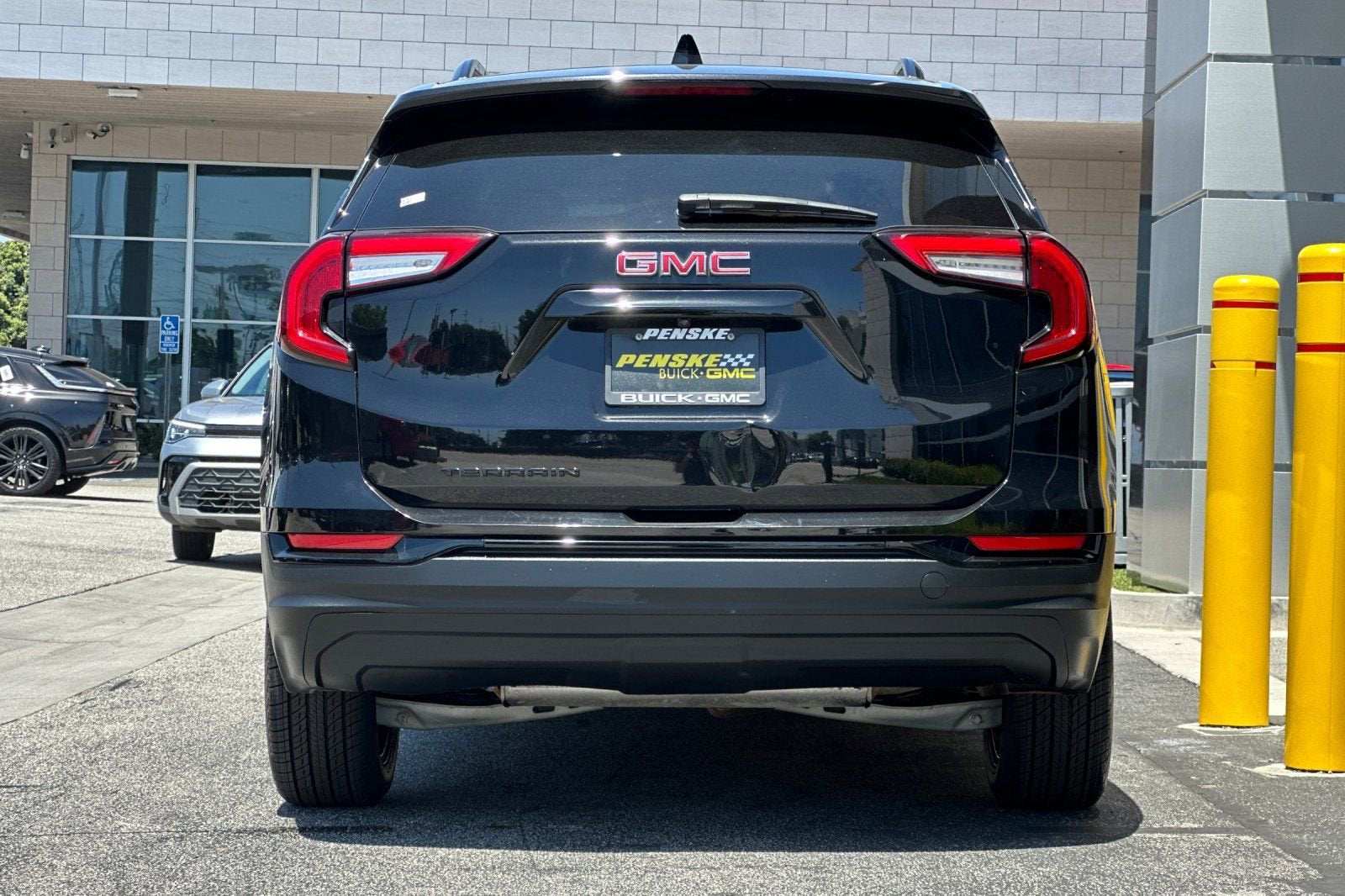 2023 GMC Terrain SLE