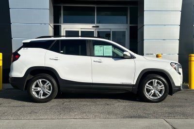 2023 GMC Terrain SLE