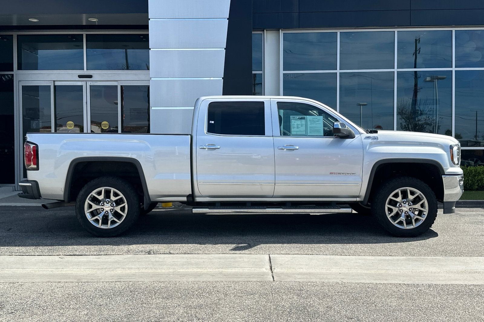 2018 GMC Sierra 1500 SLT