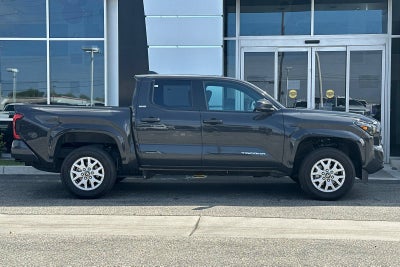 2025 Toyota Tacoma 4WD SR
