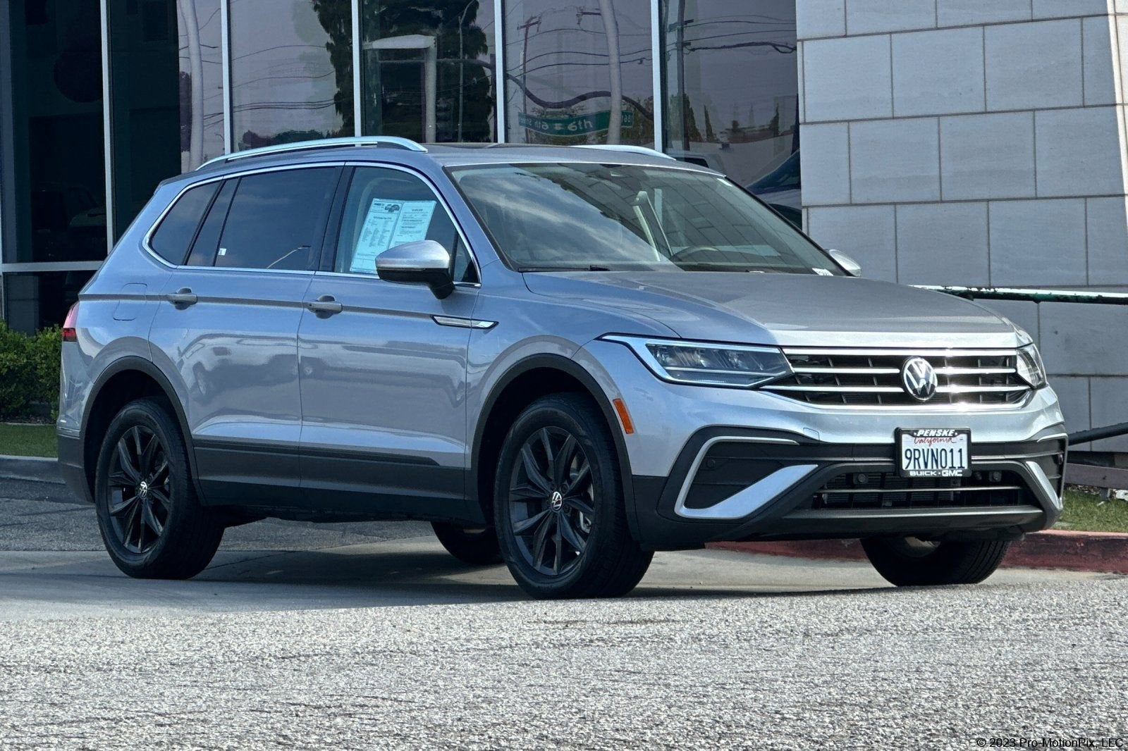 2024 Volkswagen Tiguan SE