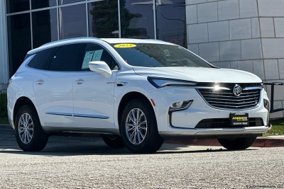 2023 Buick Enclave Essence