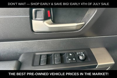 2022 Toyota Tundra 4WD SR5