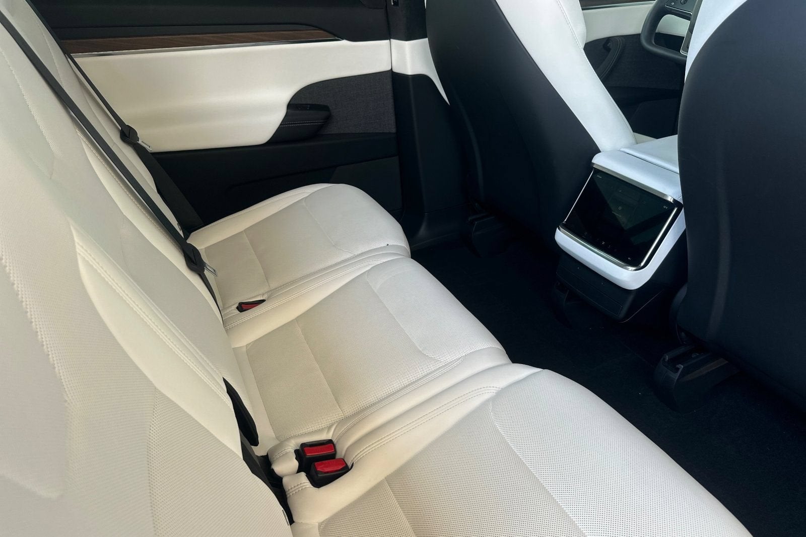 2023 Tesla Model X NA