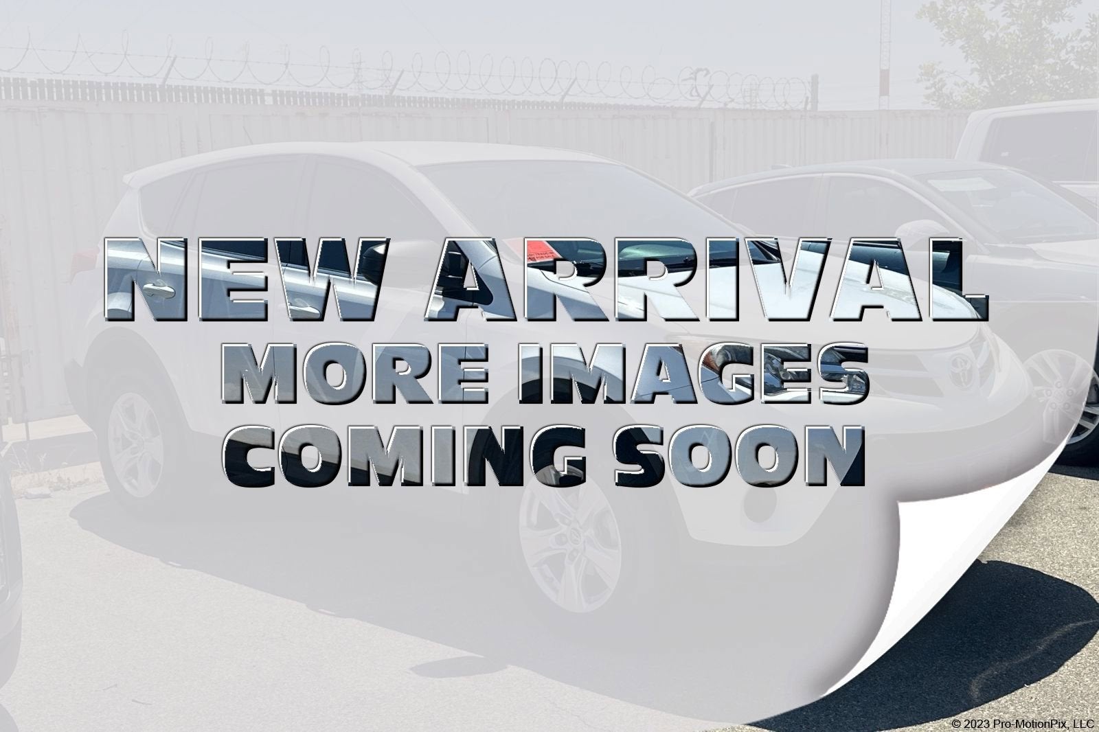 2015 Toyota RAV4 LE's photo