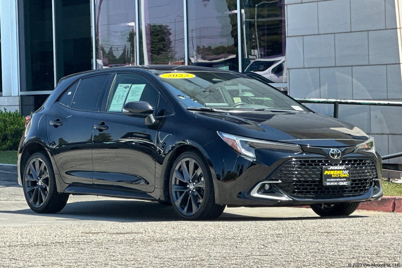 2023 Toyota Corolla Hatchback XSE