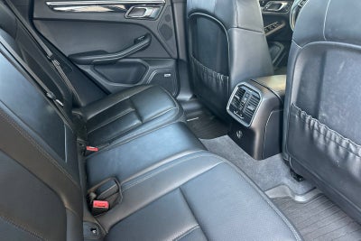 2024 Porsche Macan NA